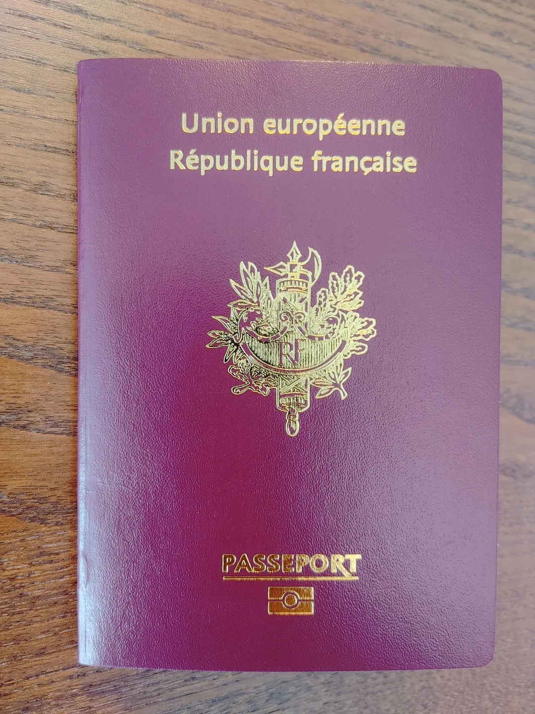 Buy Authentic French Passport Online 2025 - Image 3